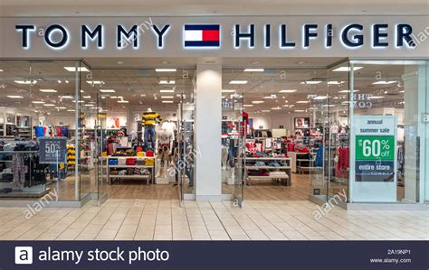 outlet tommy usa